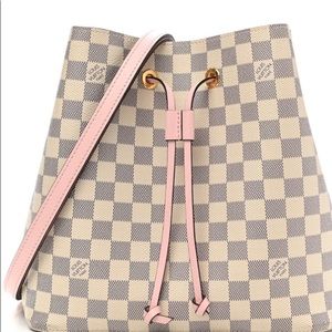 Sold / Louis Vuitton NeoNoe MM Azure / Rose